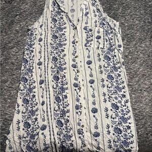 Justify Blue Floral Button-Down Blouse